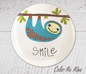 Highland Village Sloth Smile Plate